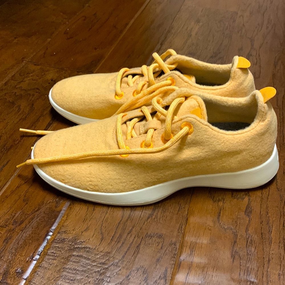 Allbirds Womens Wool Runners. Yellow. Size 10. Brand new, never worn.